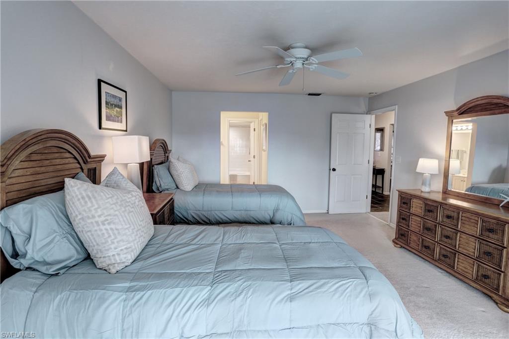 COURTSIDE COMMONS - Residential