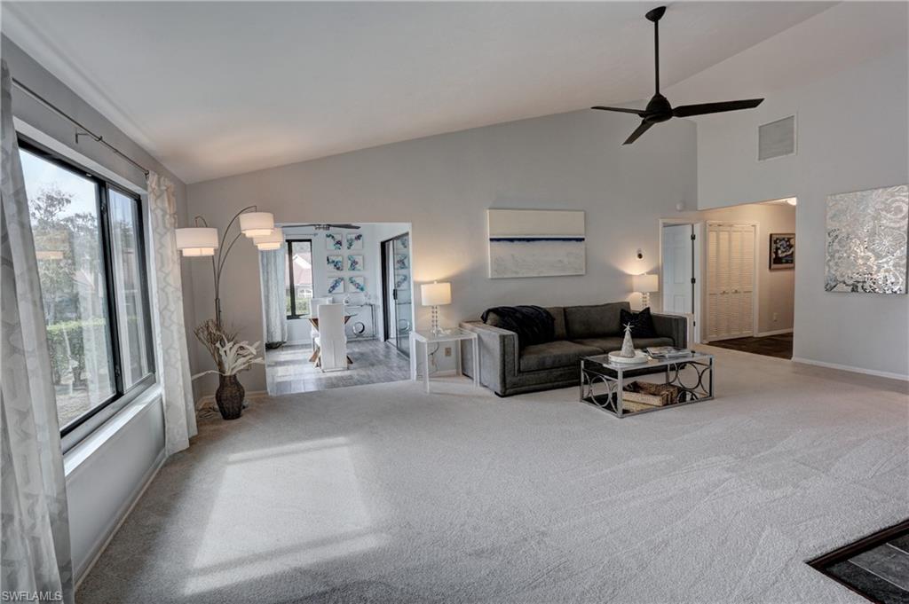 COURTSIDE COMMONS - Residential