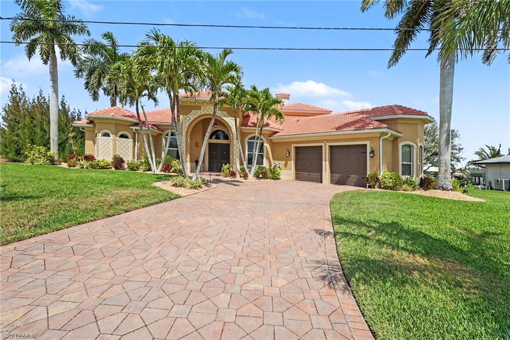 CAPE CORAL - Residential