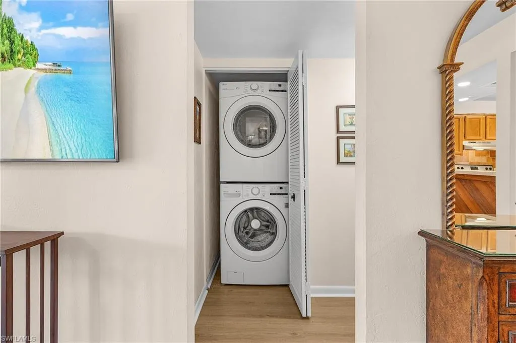 Naples, Florida 34112, United States, 2 Bedrooms Bedrooms, ,2 BathroomsBathrooms,Residential,Active,29563