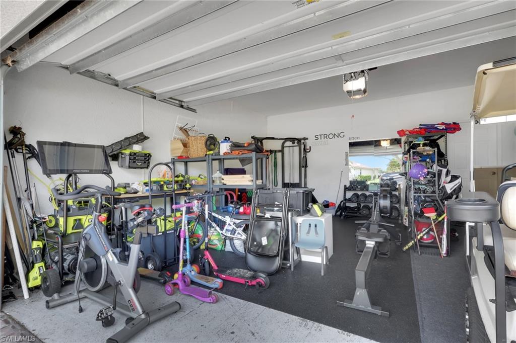 VALENCIA COUNTRY CLUB - Residential