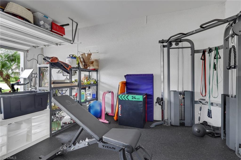 VALENCIA COUNTRY CLUB - Residential