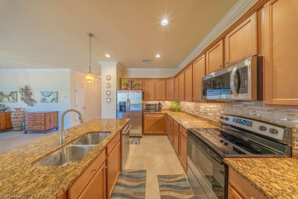 REFLECTION LAKES OF NAPLES - Residential