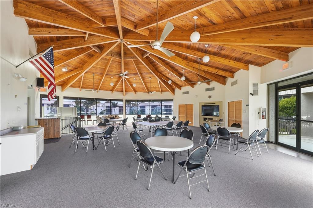 HIDDEN LAKE VILLAS - Residential