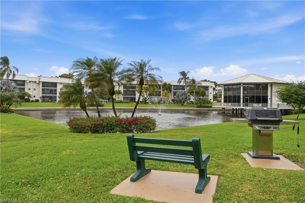 HIDDEN LAKE VILLAS - Residential