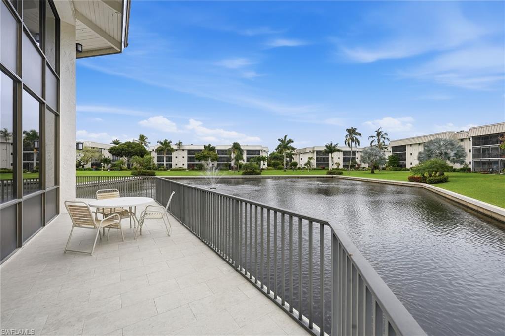 HIDDEN LAKE VILLAS - Residential