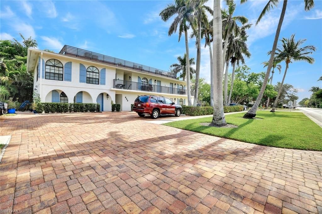 Photo of 655 8th AVE S #6, NAPLES, FL 34102 (MLS # 225079095)
