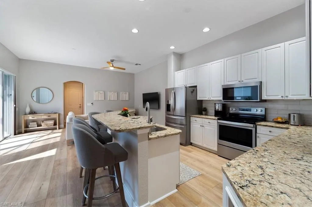 Bonita Springs, Florida 34134, United States, 3 Bedrooms Bedrooms, ,3 BathroomsBathrooms,Residential,Active,83868