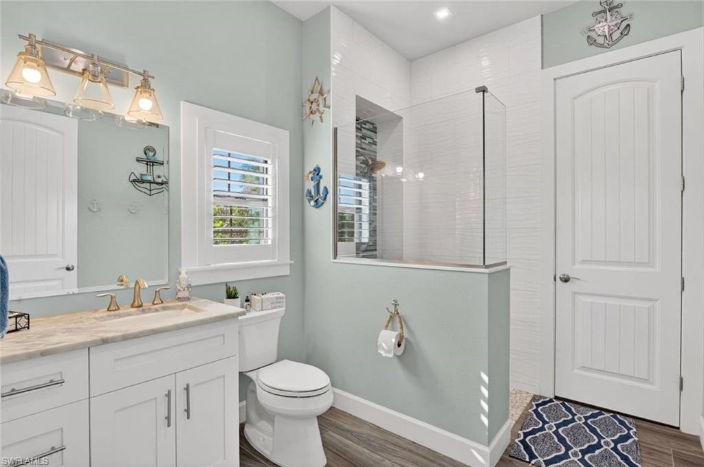 GOLDEN PALMS LUXURY MOTORCOACH RESORT - Land