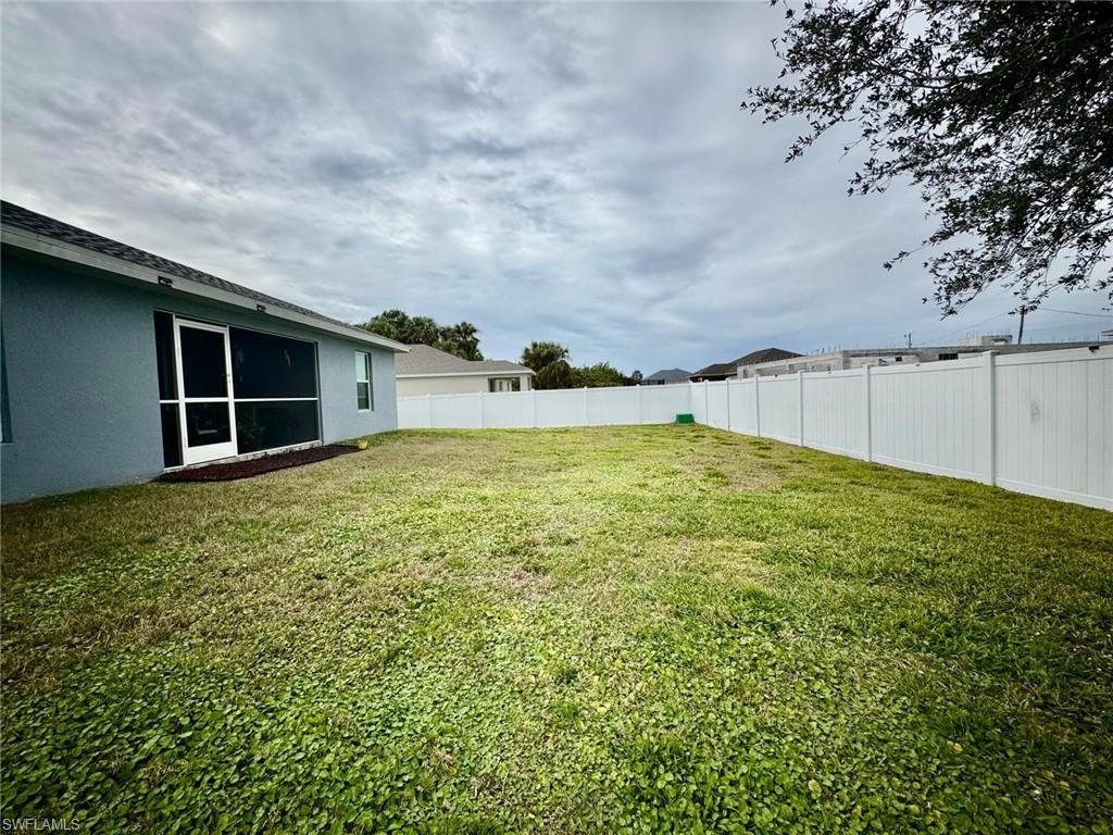 CAPE CORAL - Residential