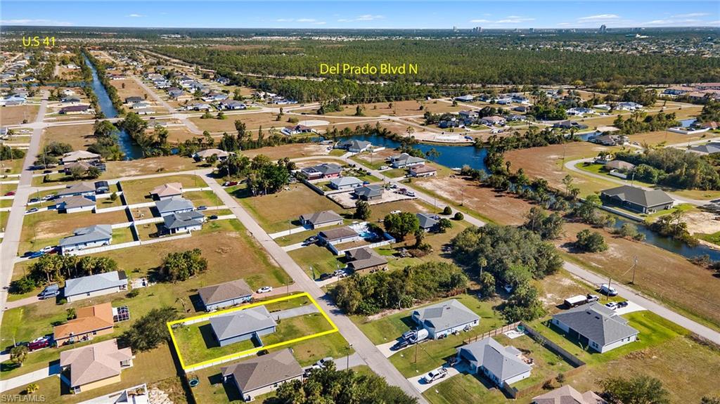 CAPE CORAL - Residential