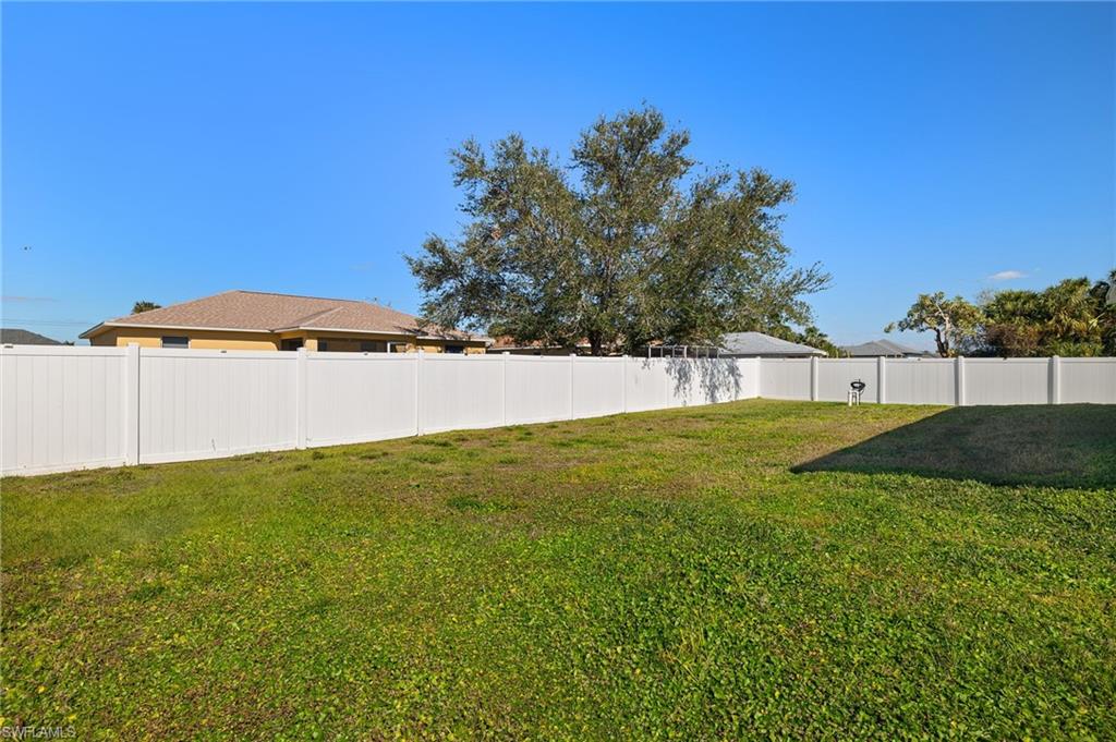 CAPE CORAL - Residential