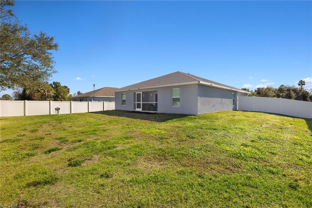 CAPE CORAL - Residential