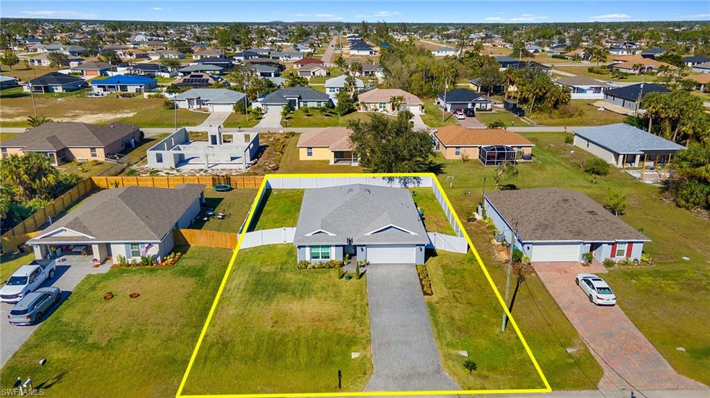 CAPE CORAL - Residential
