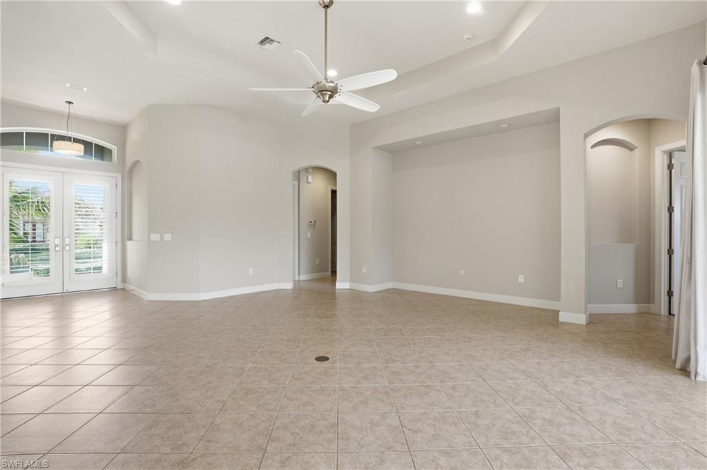 EMERSON SQUARE - Residential