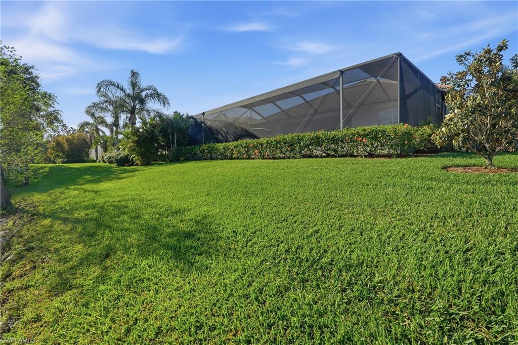 EMERSON SQUARE - Residential