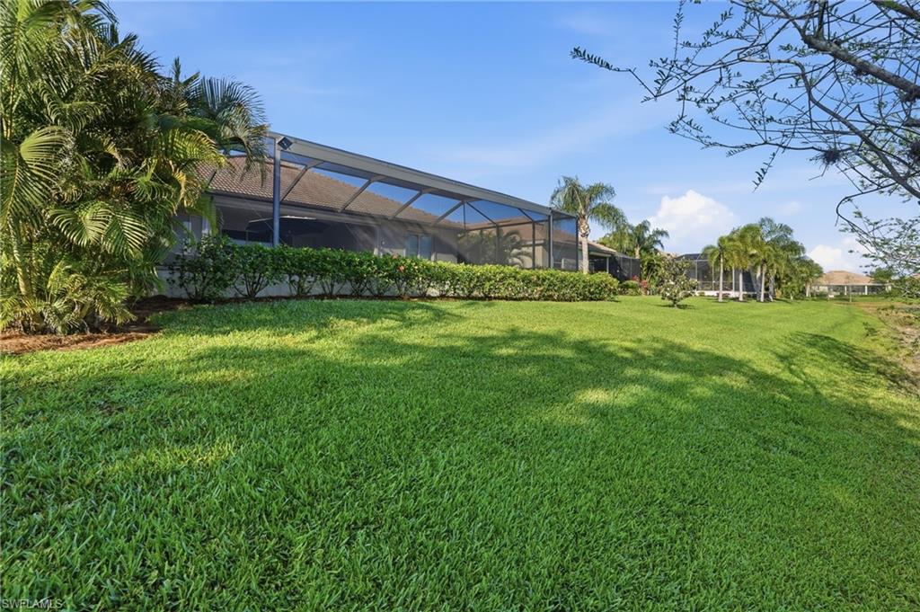 EMERSON SQUARE - Residential