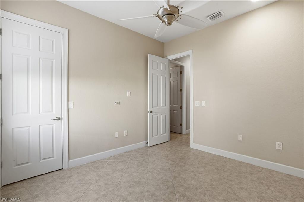 EMERSON SQUARE - Residential