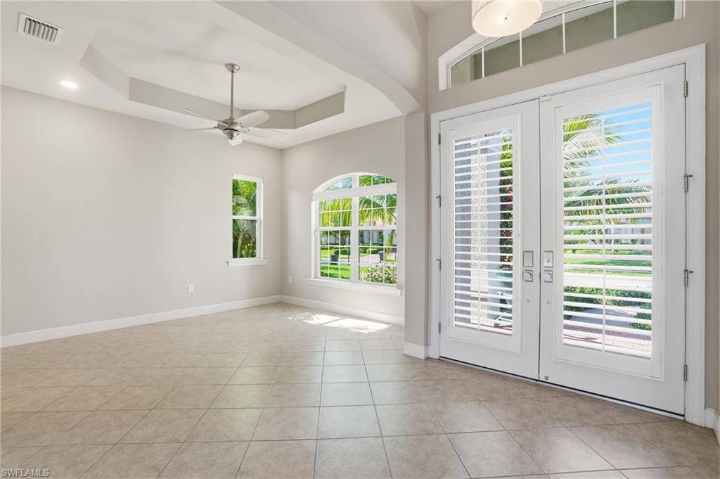 EMERSON SQUARE - Residential