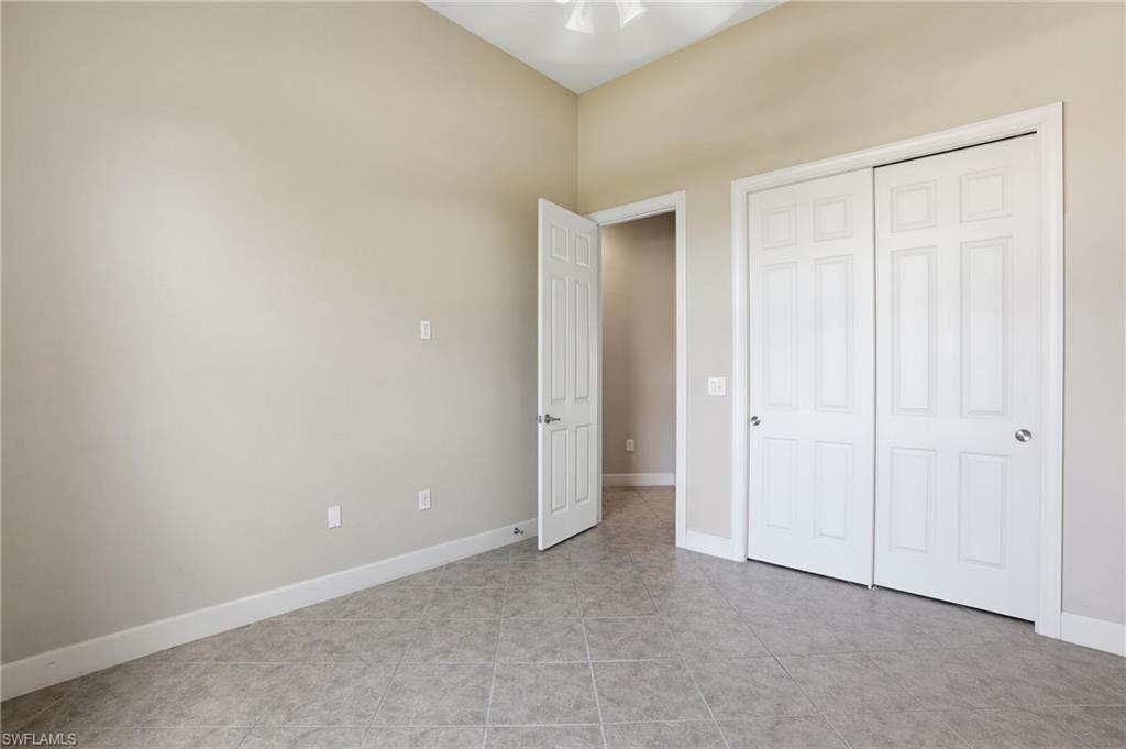 EMERSON SQUARE - Residential