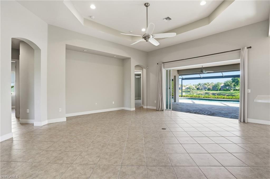 EMERSON SQUARE - Residential