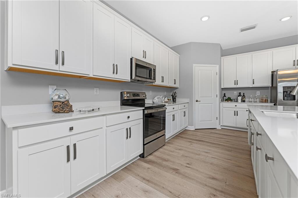 BURNT STORE LAKES - Residential