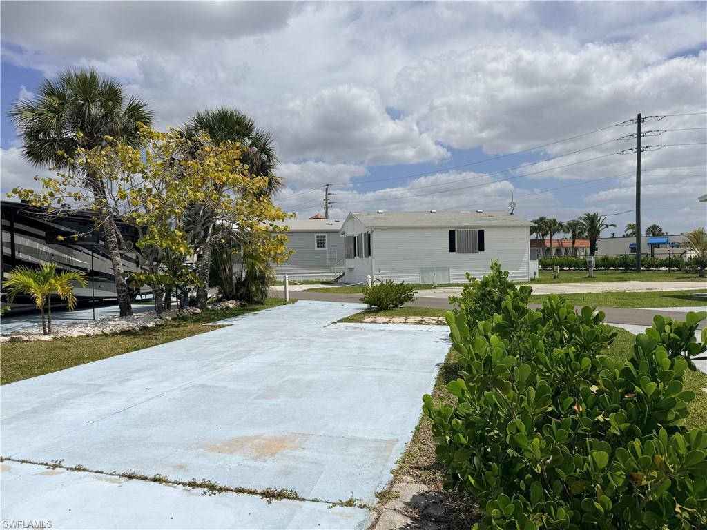 PALMETTO PALMS R V - Land