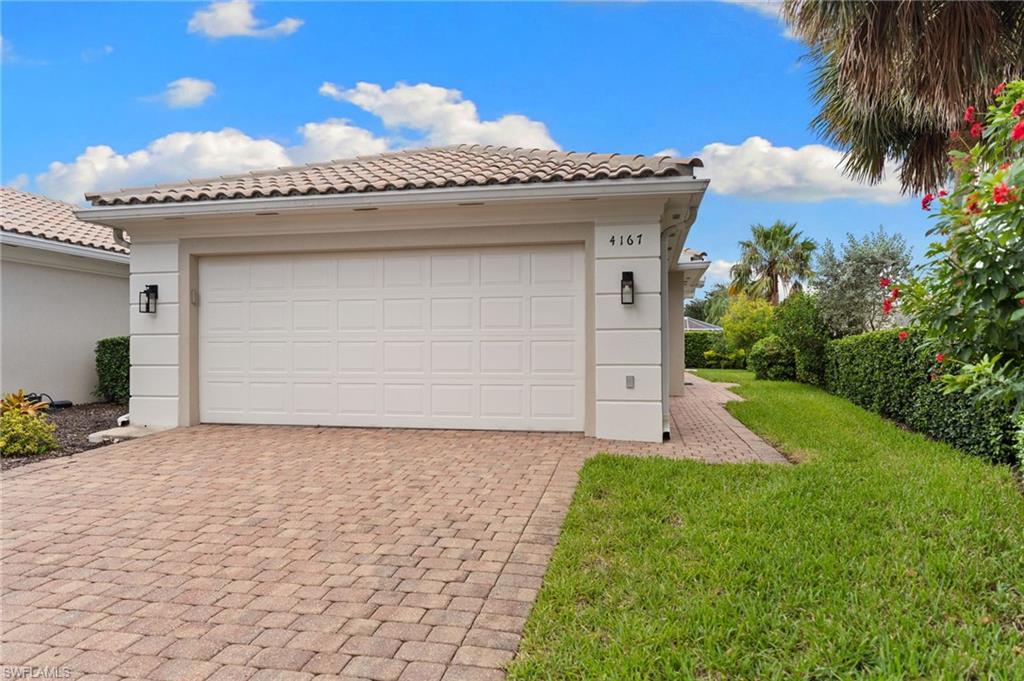 4167 Saint George LN