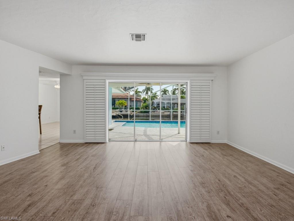 MARCO ISLAND - Residential