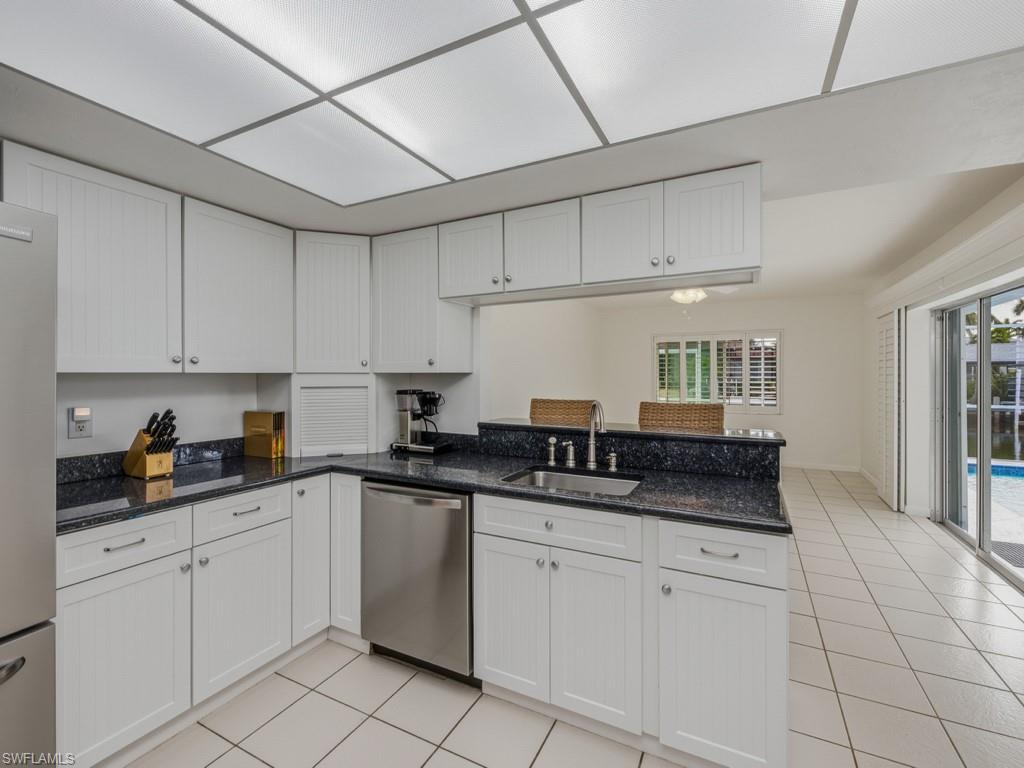 MARCO ISLAND - Residential