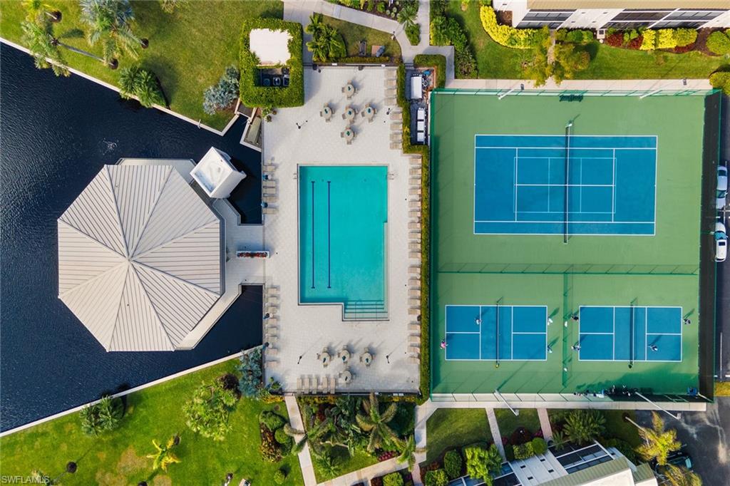 HIDDEN LAKE VILLAS - Residential