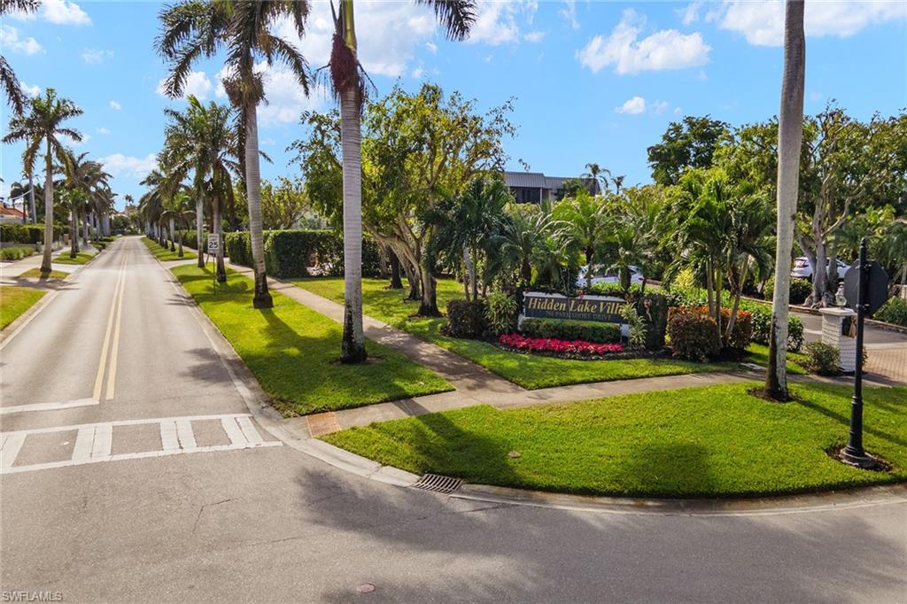 HIDDEN LAKE VILLAS - Residential