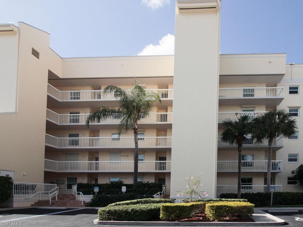 ESSEX OF MARCO ISLAND - Residential