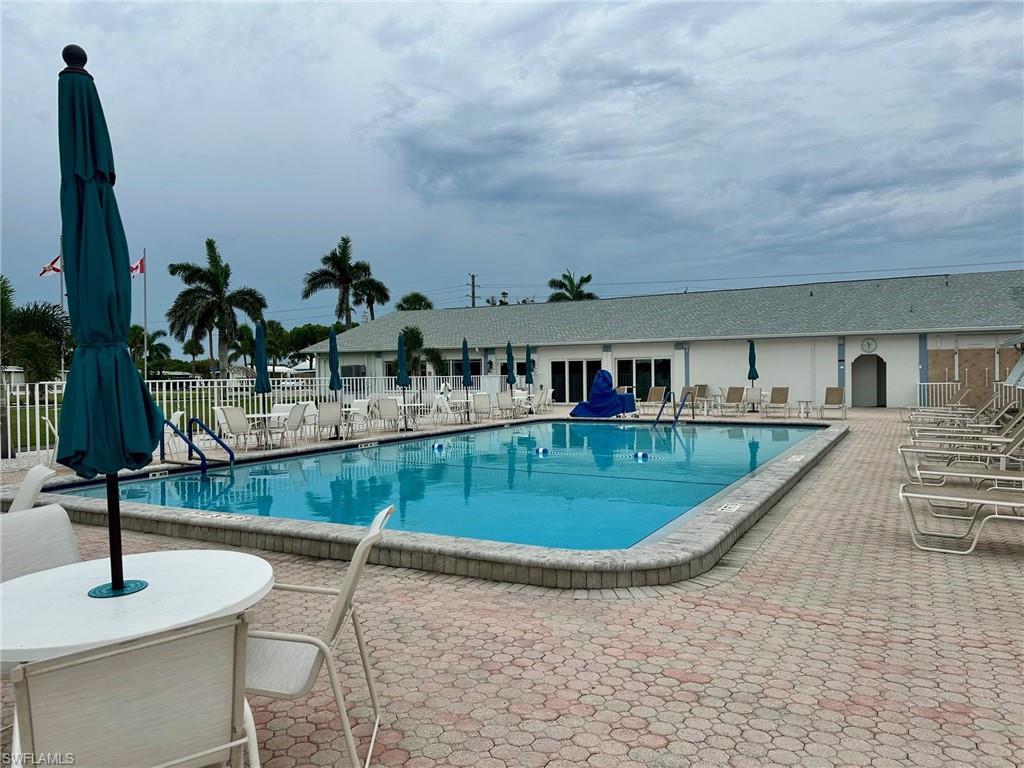 BAYSIDE ESTATES - Land