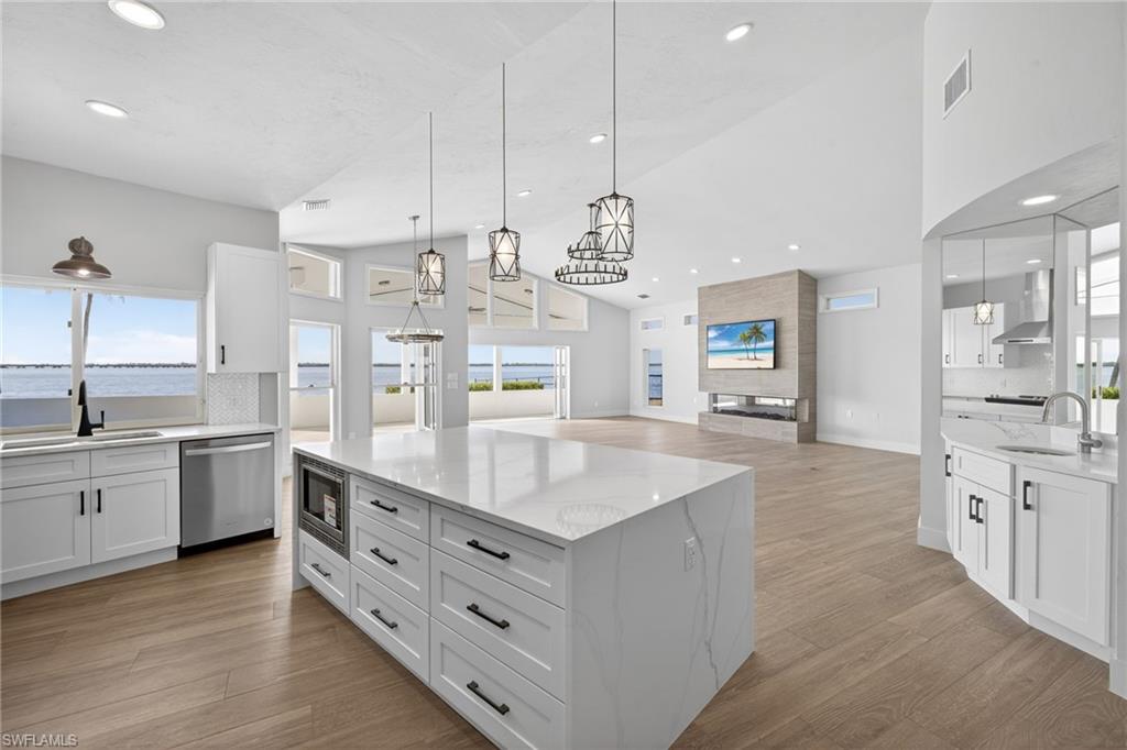 FORT MYERS - Residential