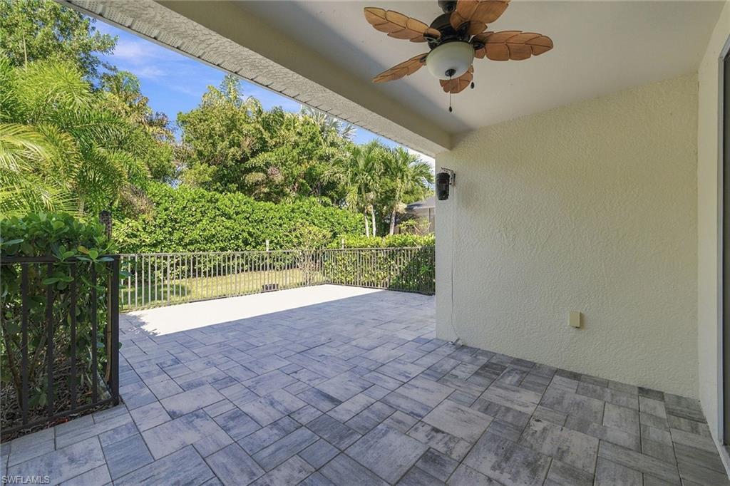 14943 Edgewater CIR