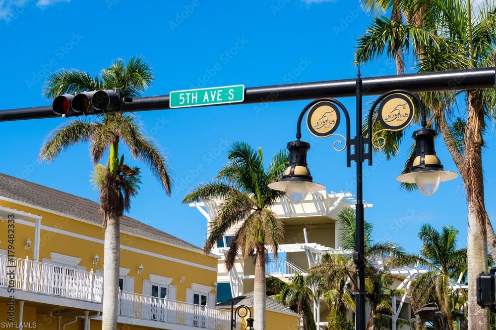 HARBOR LAKES OF NAPLES - Residential