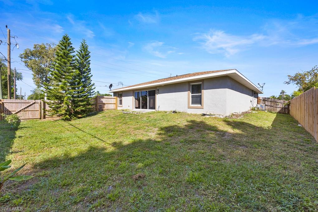 FORT MYERS SHORES - Residential