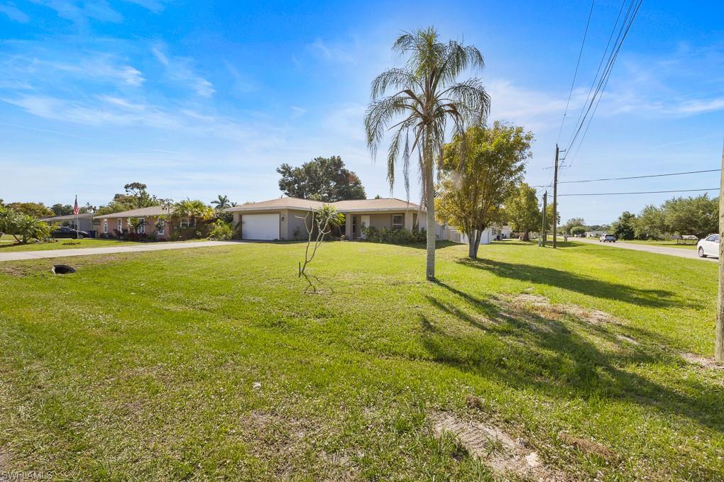 FORT MYERS SHORES - Residential