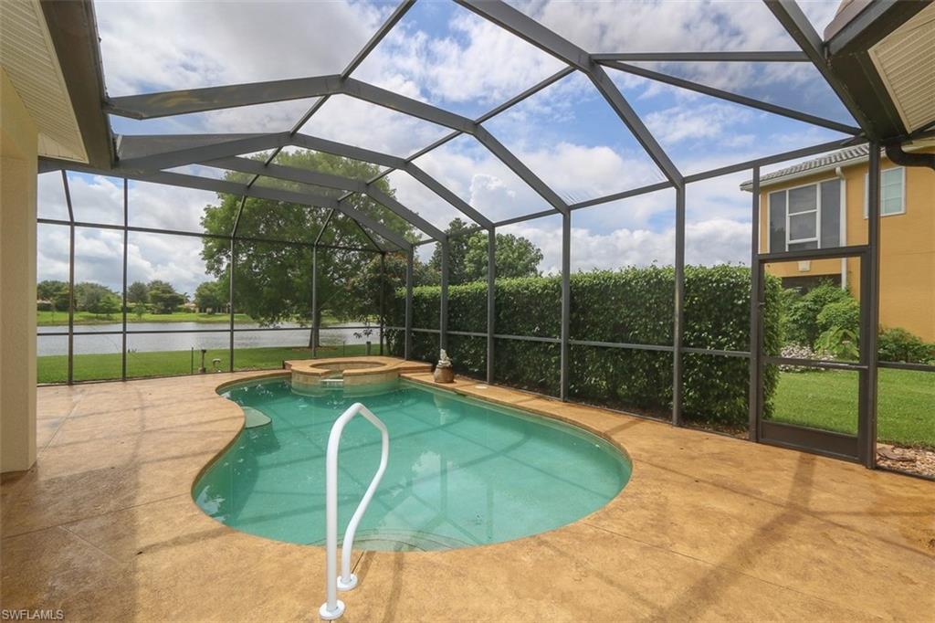 STONEYBROOK - Residential