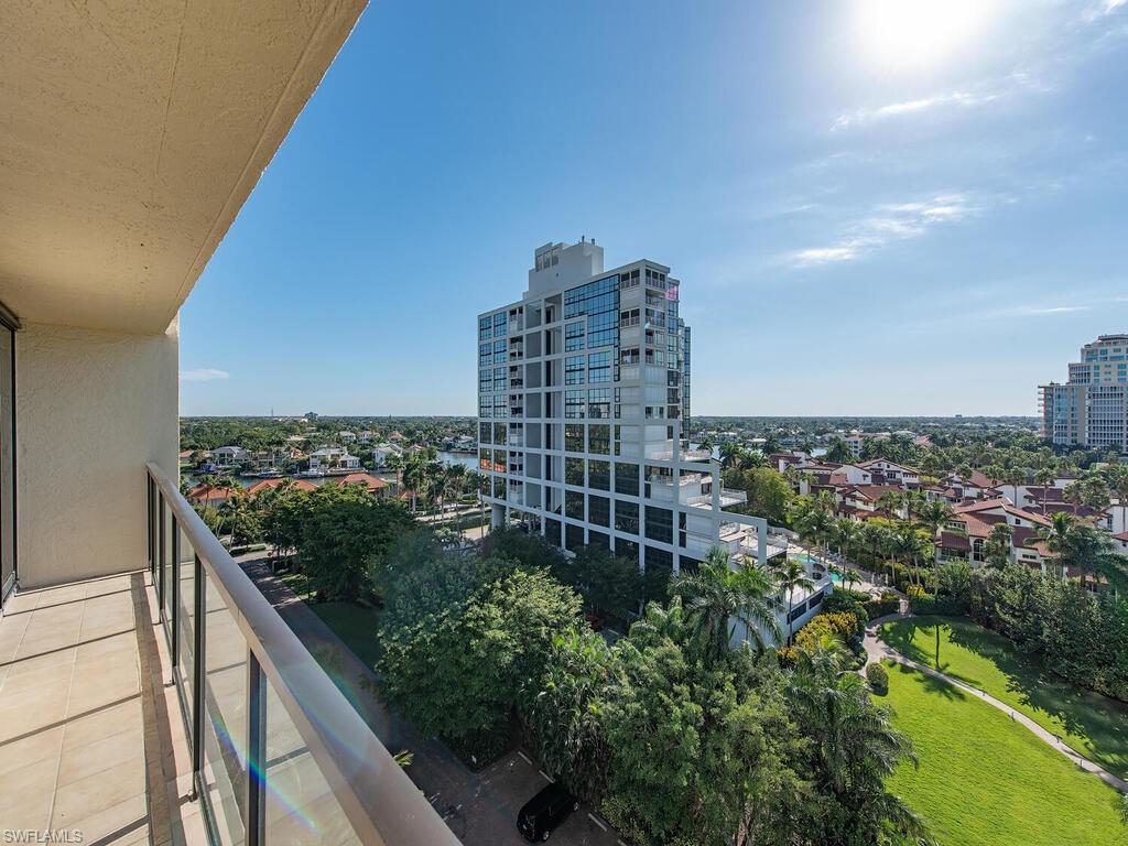 MERIDIAN CLUB - Residential