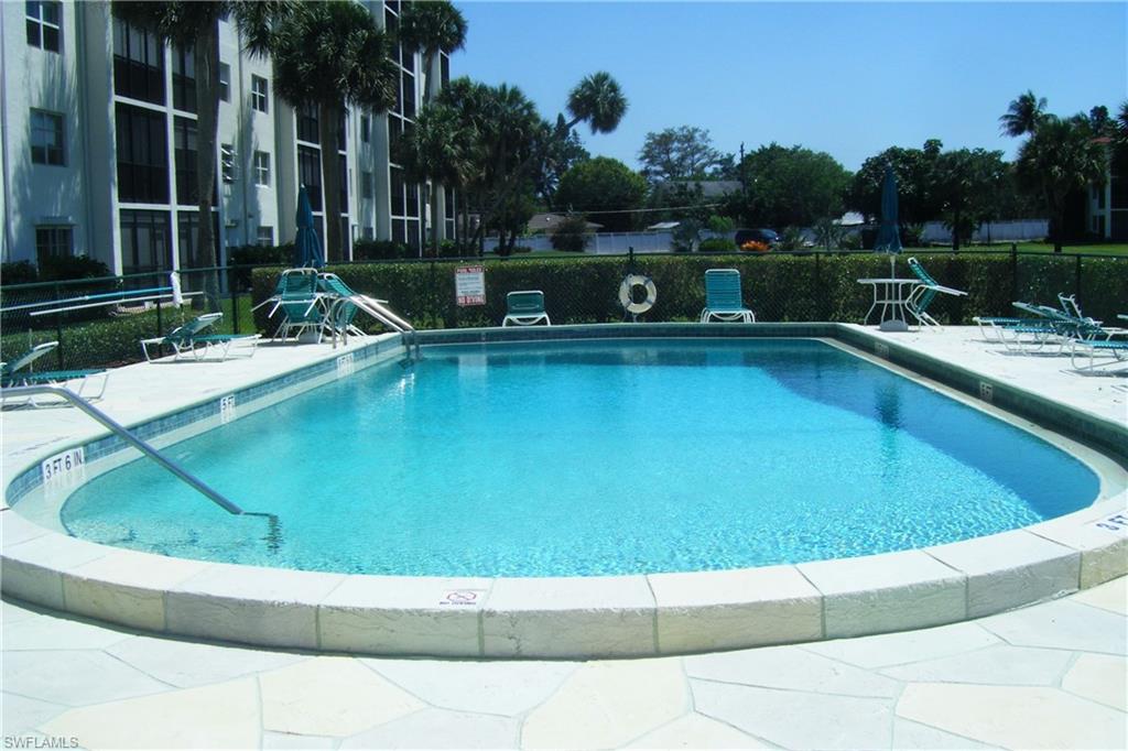 HIGH POINT COUNTRY CLUB - Residential