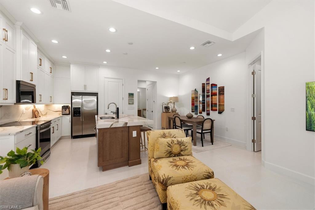 ISLES OF COLLIER PRESERVE - Residential