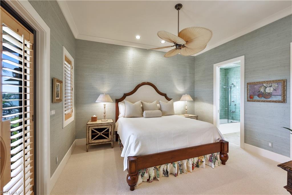 SOUTHPOINTE YACHT CLUB - Residential