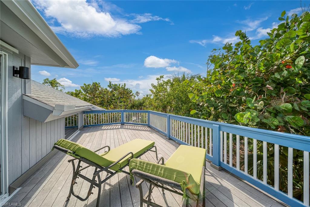 SANIBEL BAYOUS - Residential