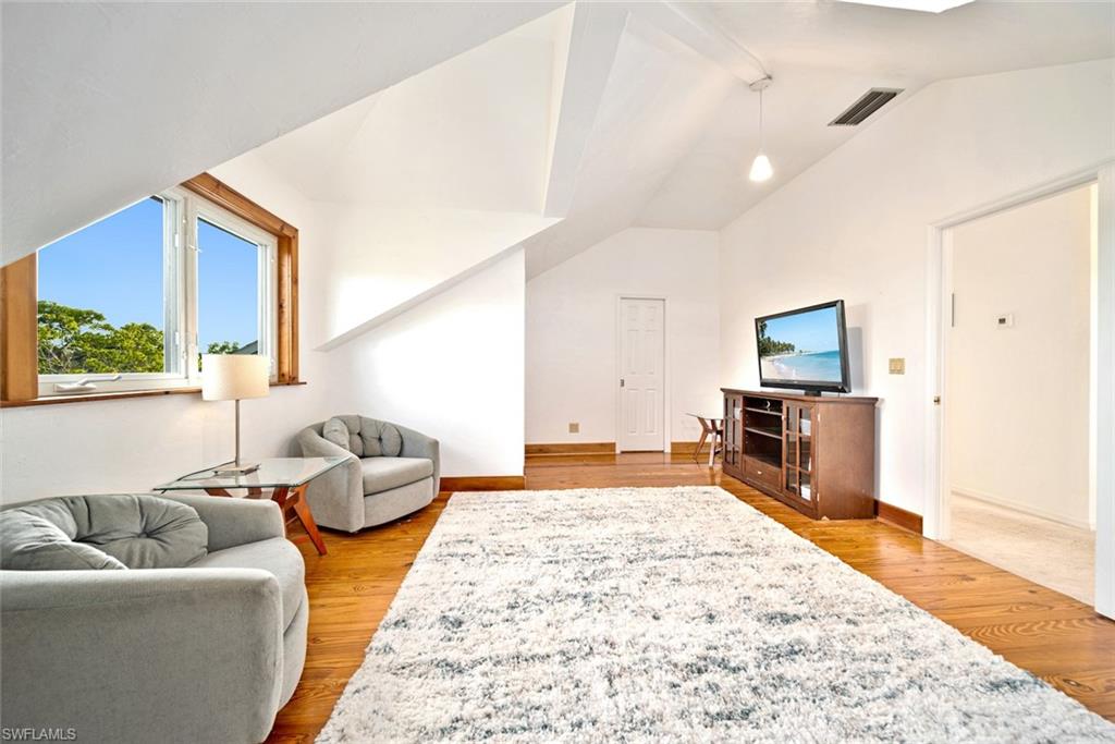 SANIBEL BAYOUS - Residential