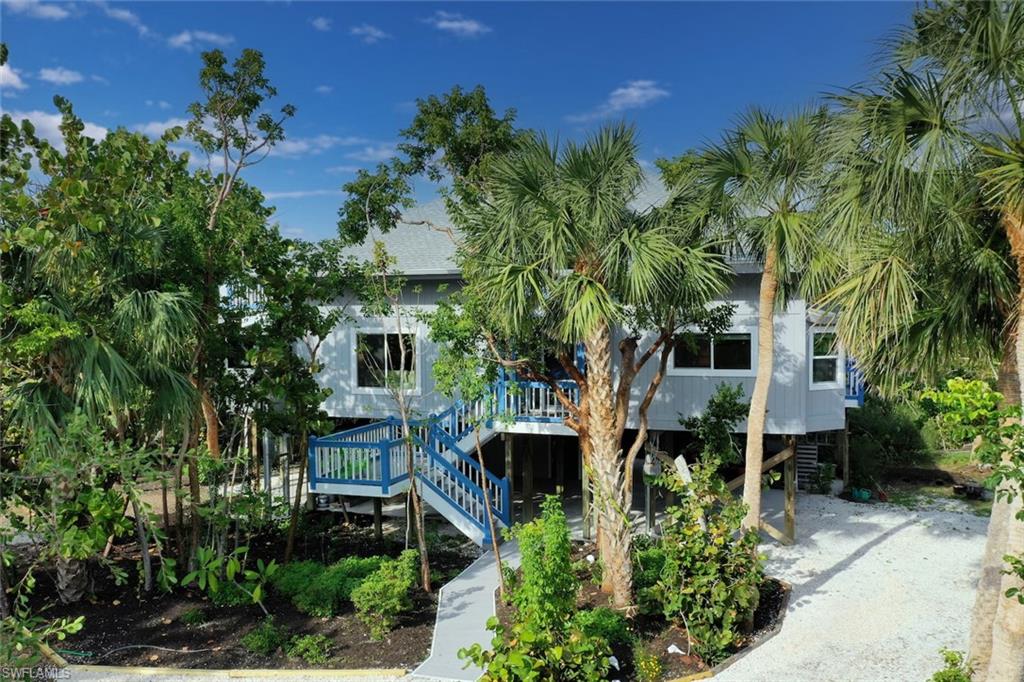 SANIBEL BAYOUS - Residential