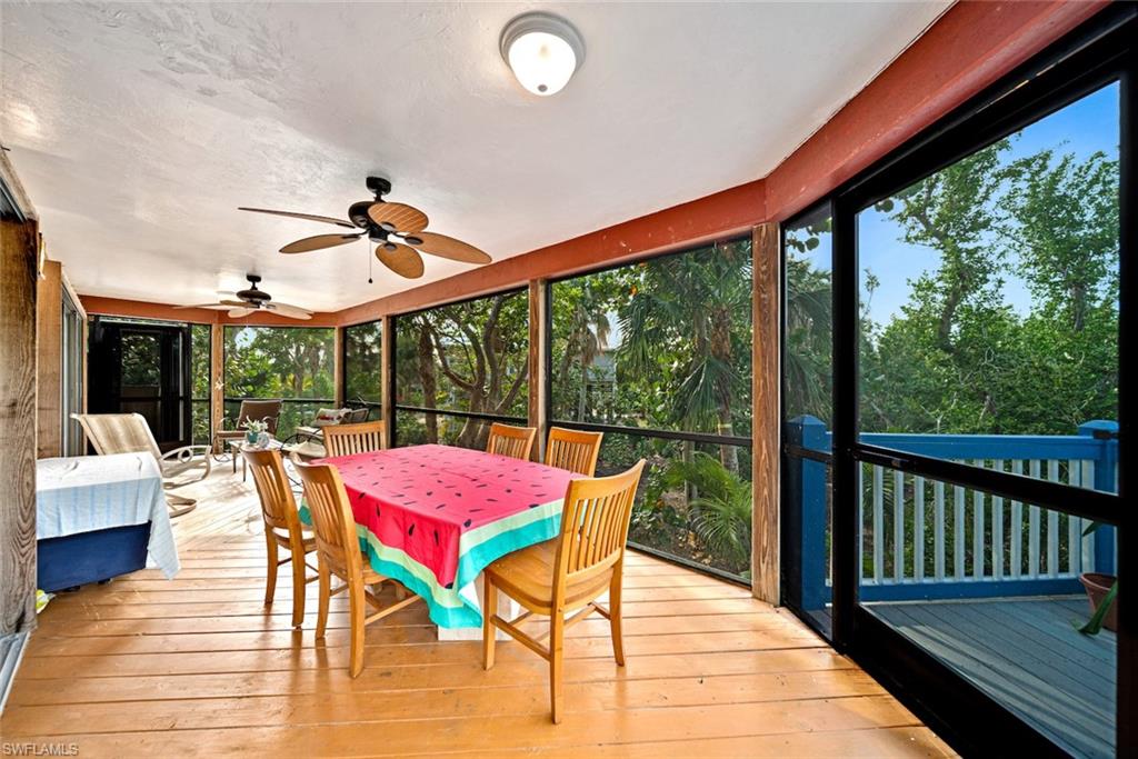 SANIBEL BAYOUS - Residential