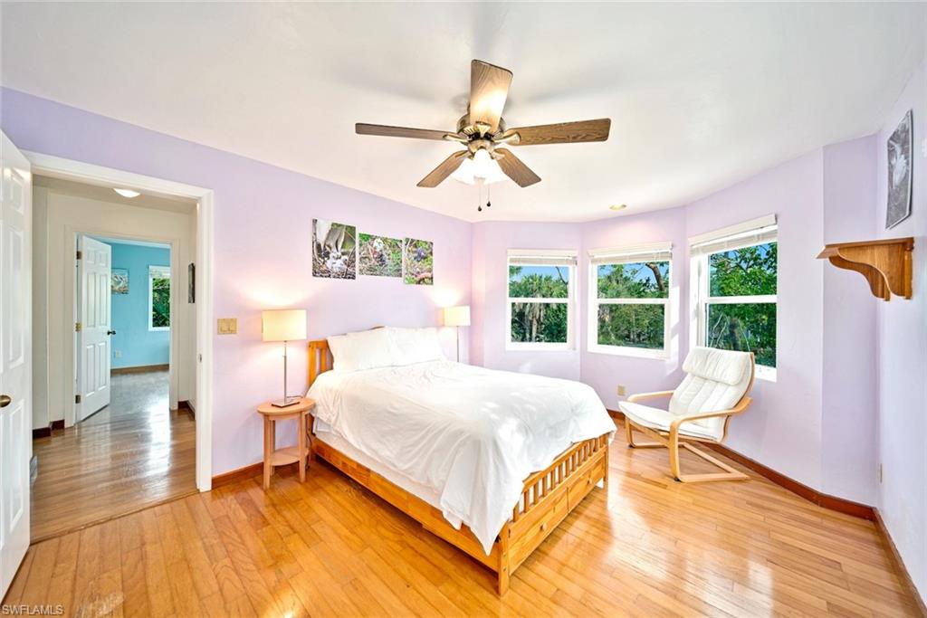 SANIBEL BAYOUS - Residential