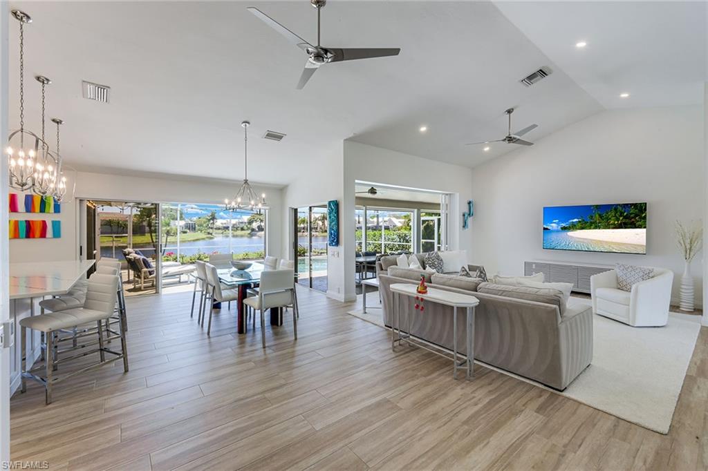 VANDERBILT LAKES - Residential